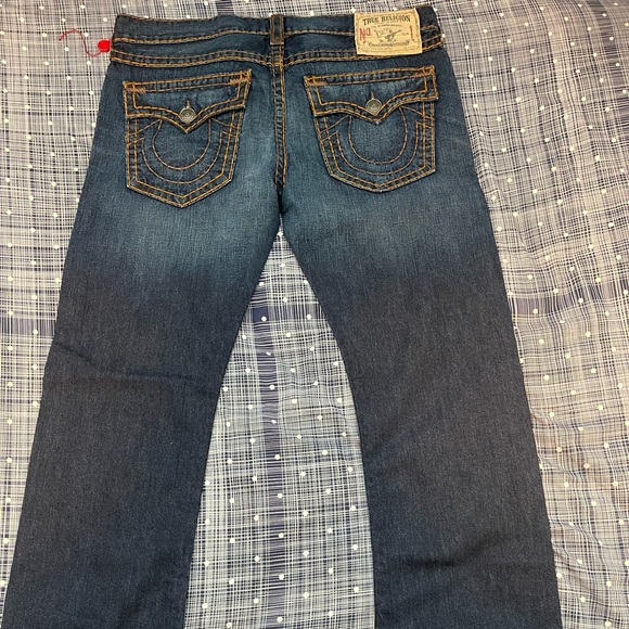 Jeans - Picture 3 of 3